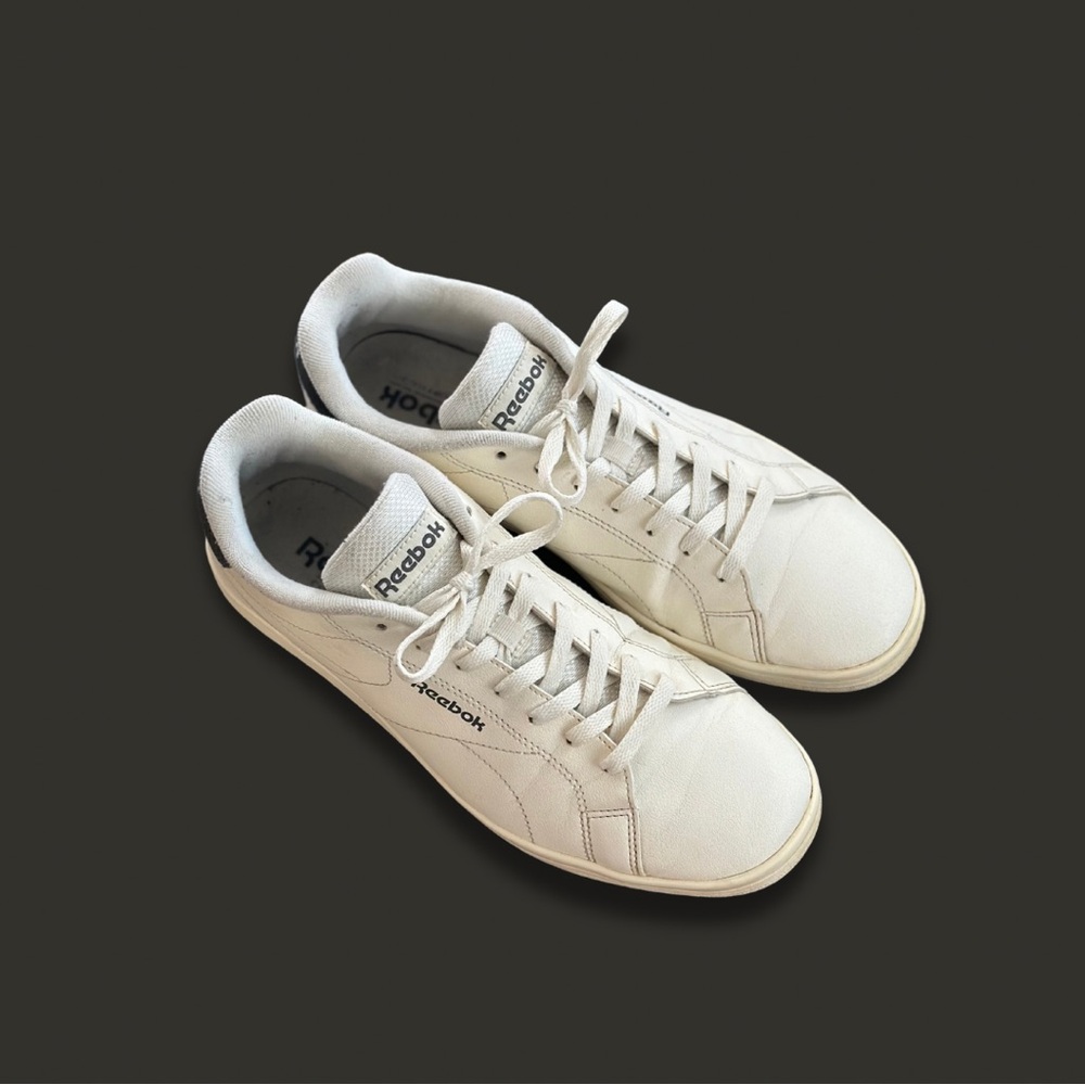 Reebok Classics Soft Leather Sneakers – Men’s Size 10 – Cream/Beige
